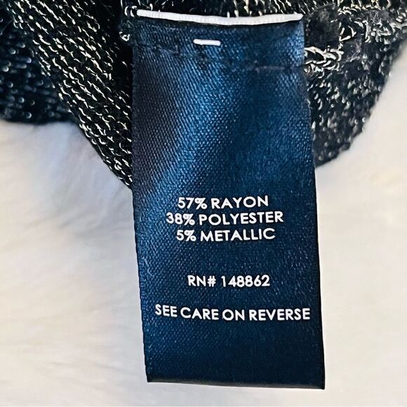 Torrid metallic PULLOVER CROSS NECK COLD SHOULDER SWEATER - Picture 7 of 7